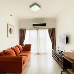 Comfort 2Br At Bona Vista Apartment By Travelio