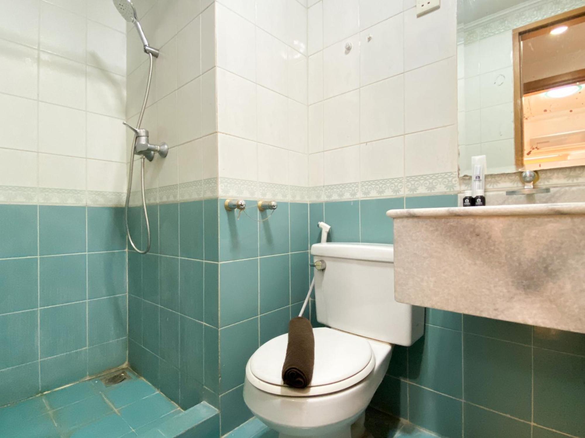 Comfort 2br At Bona Vista By Travelio Jakarta